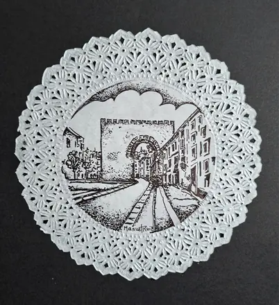 Dibujos sobre blondas de papel