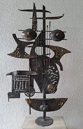 Esculturas y guitarras