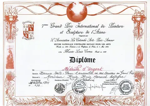 Títulos, diplomas y certificados